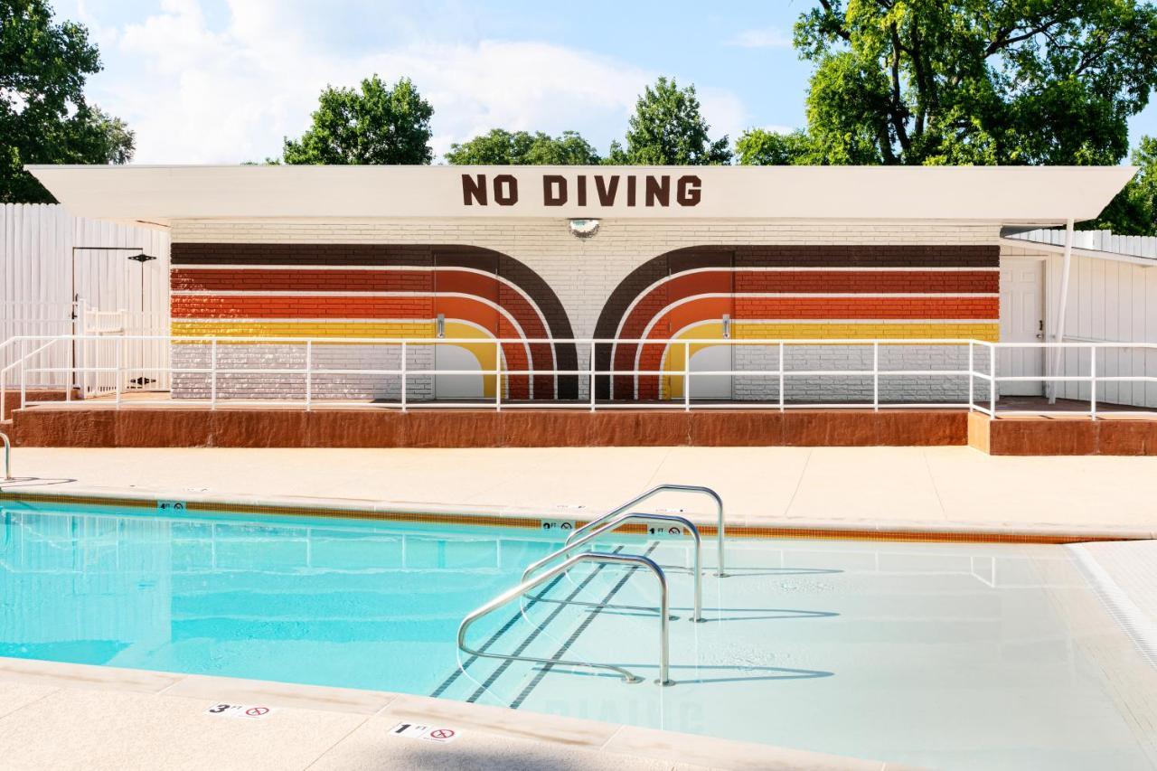 The Dive Motel And Swim Club Нашвил Екстериор снимка